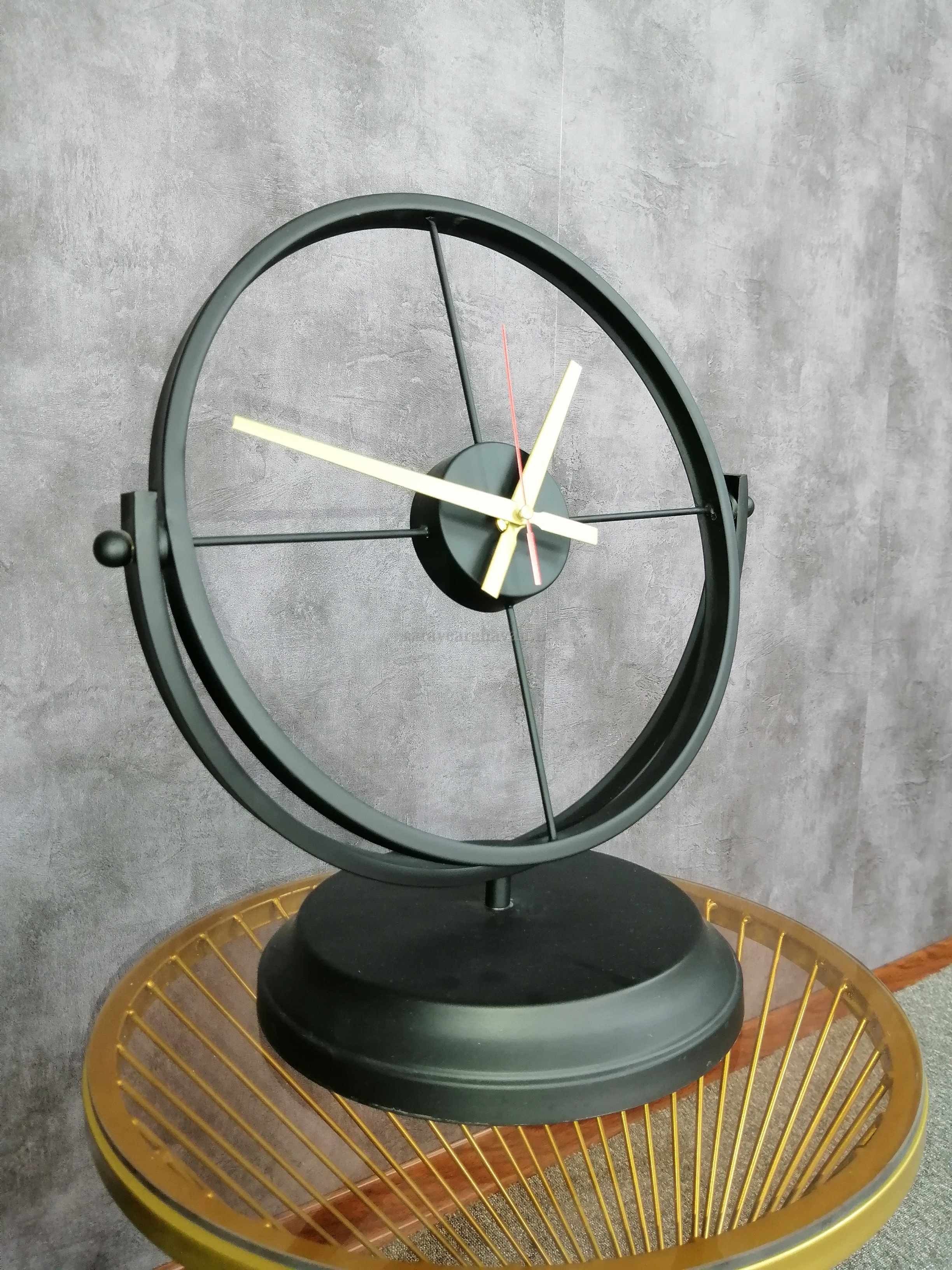 ساعت رومیزی مدرن فلزی، کد H137