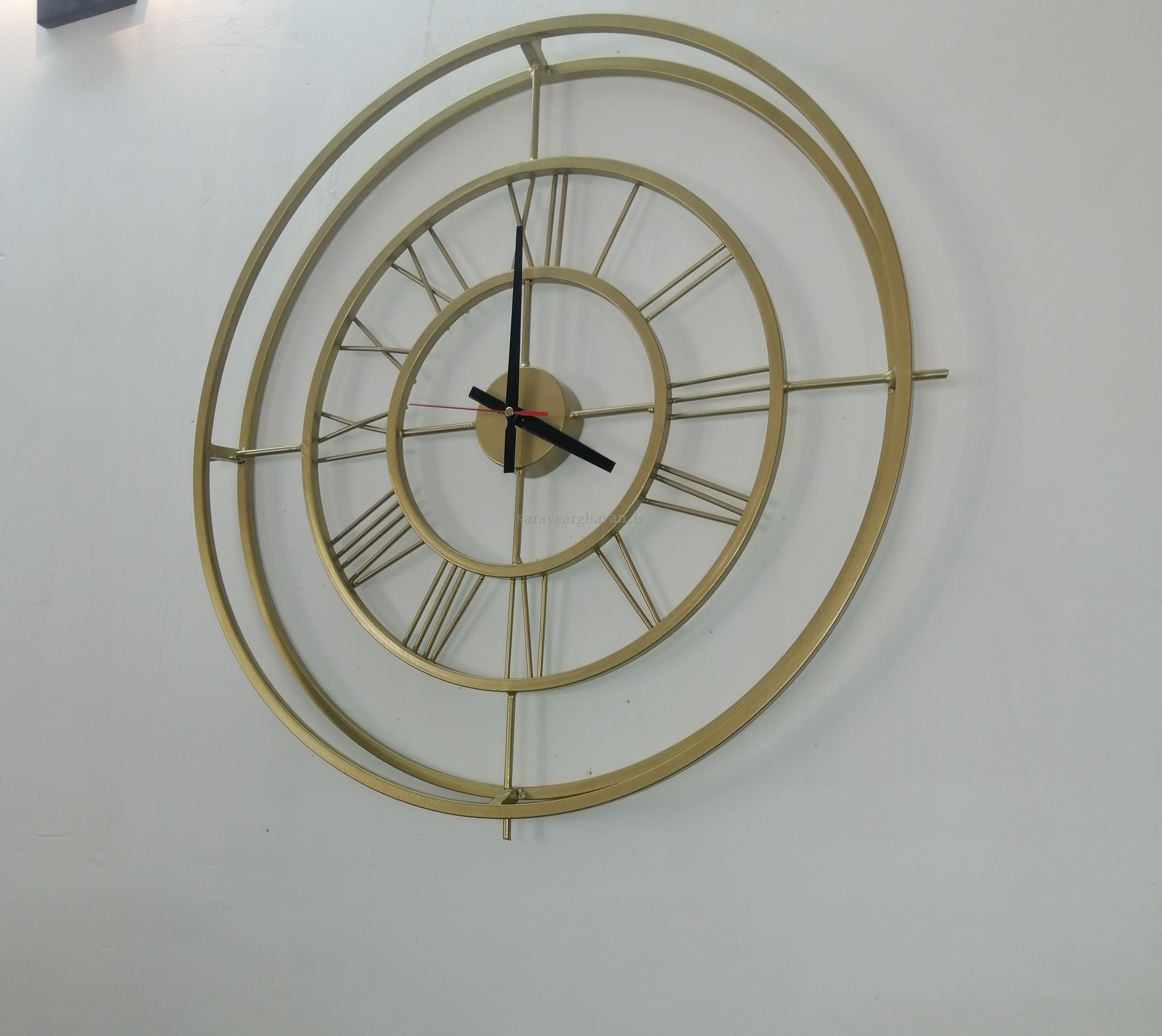 ساعت دیواری مدرن فلزی کد H148