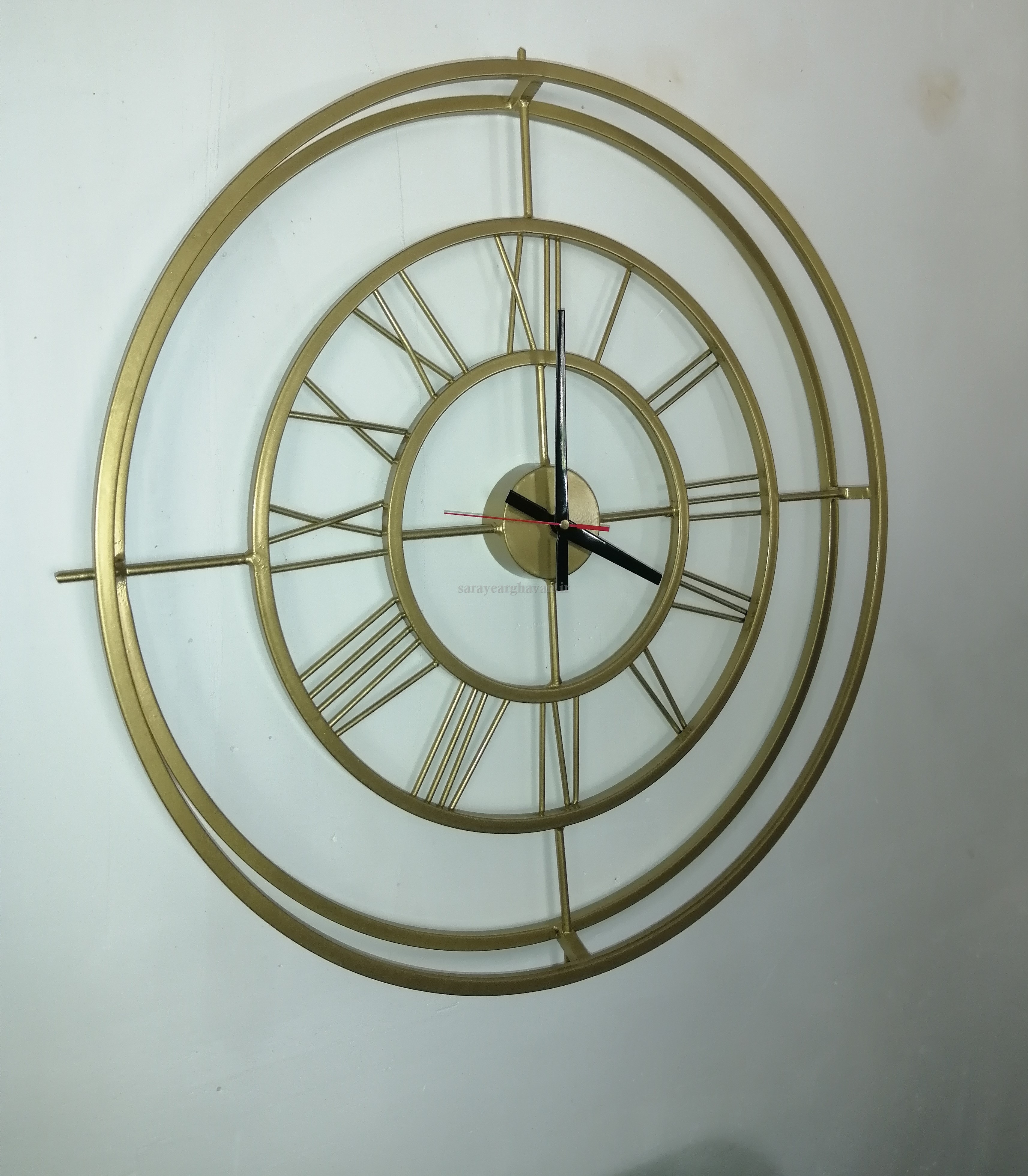 ساعت دیواری مدرن فلزی کد H148