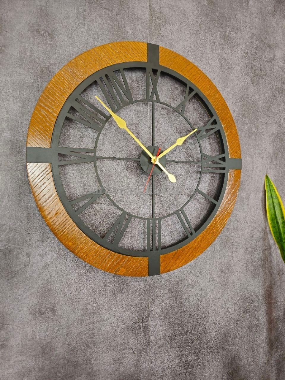 ساعت دیواری مدرن فلزی کد H327