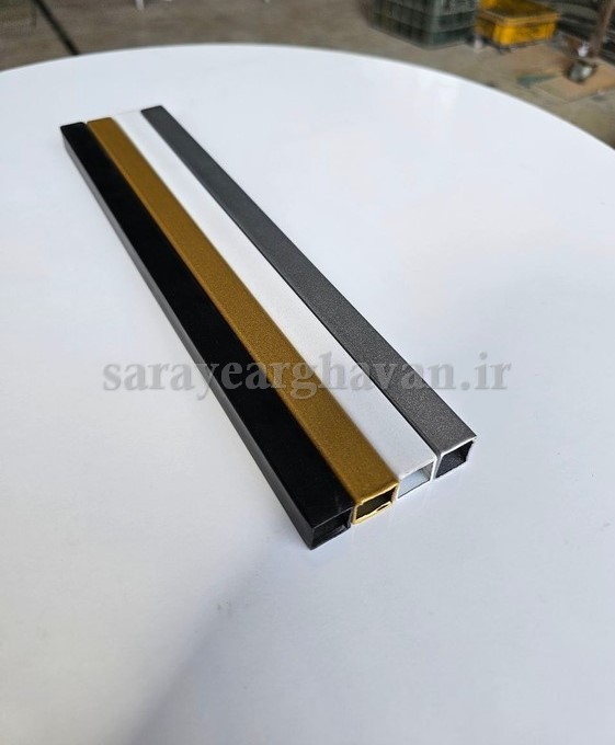 ساعت دیواری فلزی مدرن، کد H130