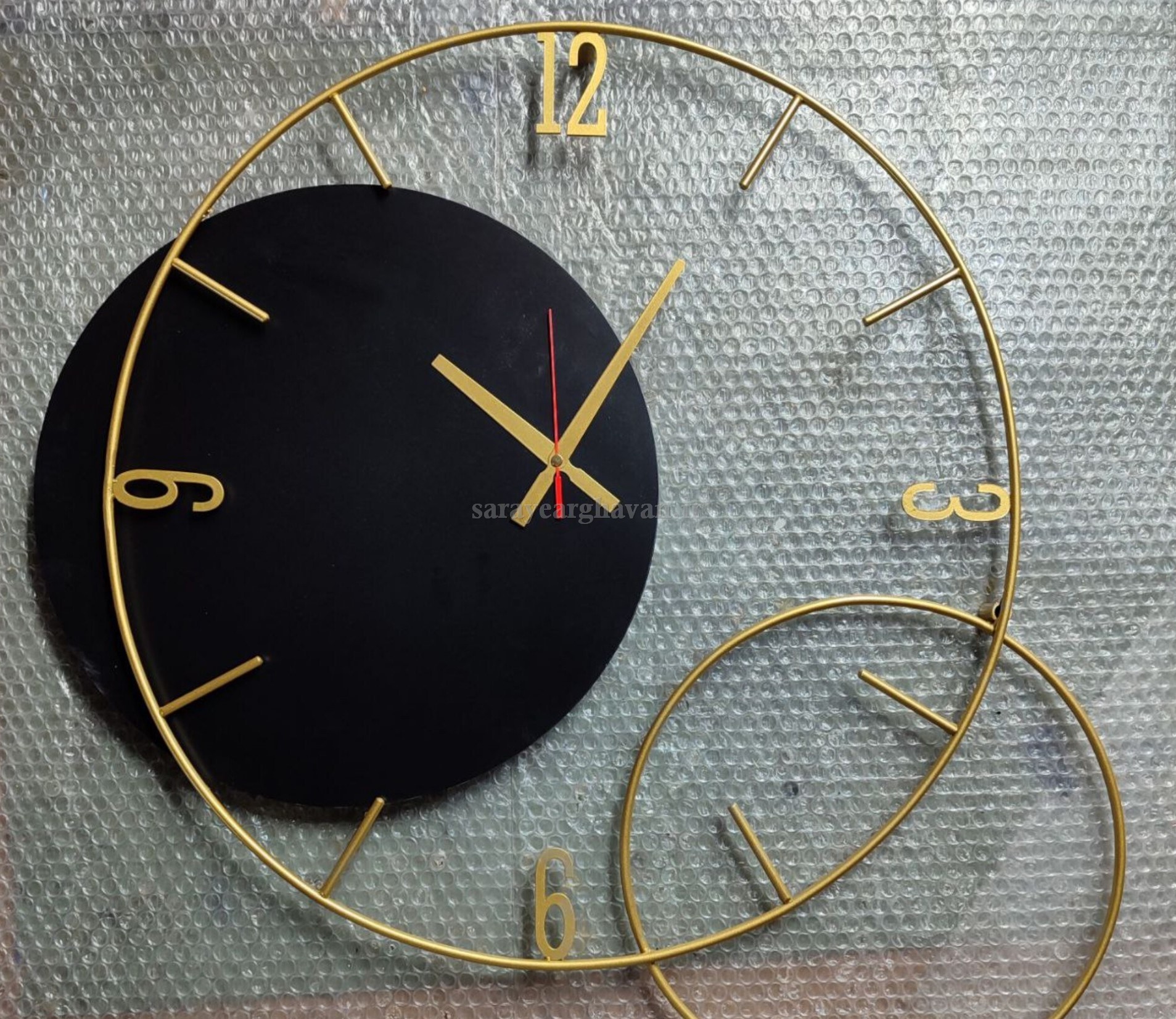 ساعت دیواری مدرن فلزی کد H424