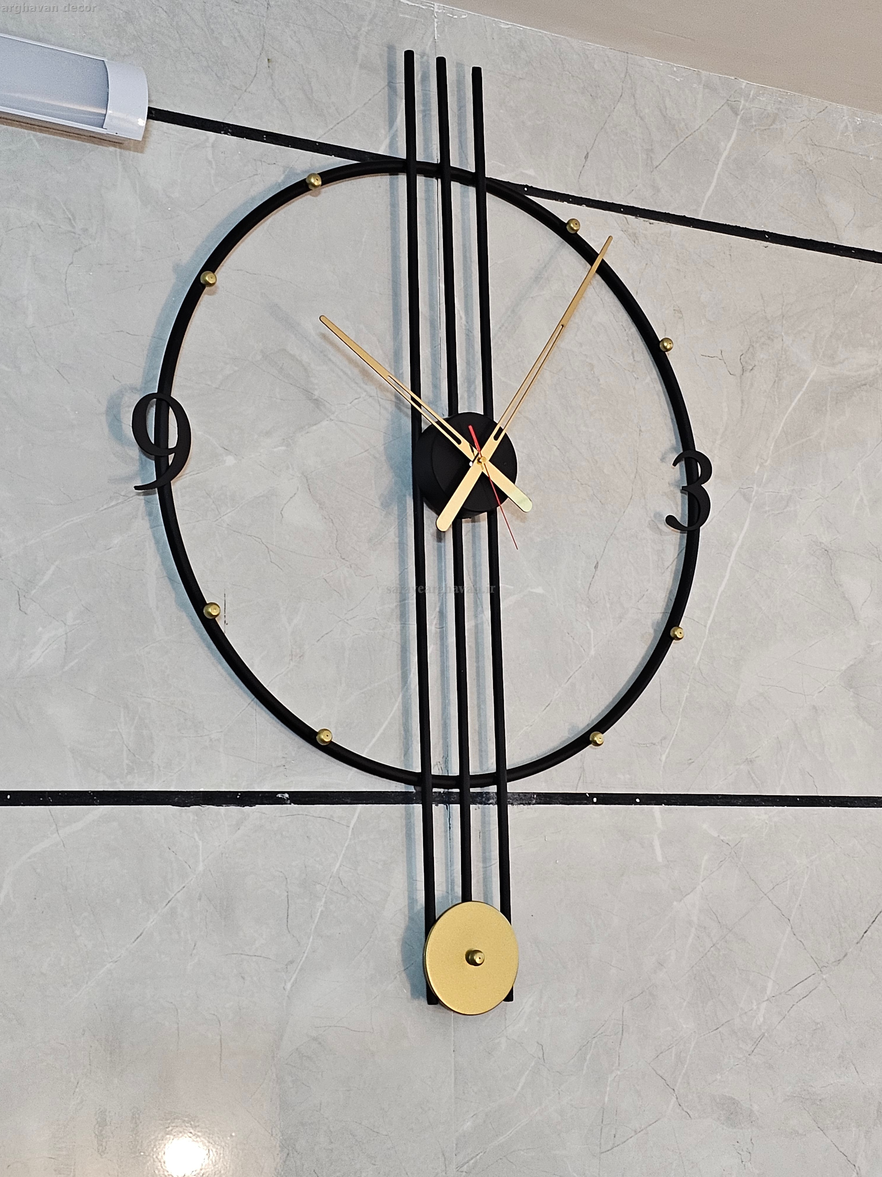 ساعت دیواری مدرن فلزی کد H241